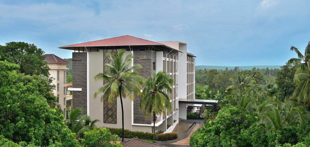 Citadines Arpora Nagoa Goa Exterior foto