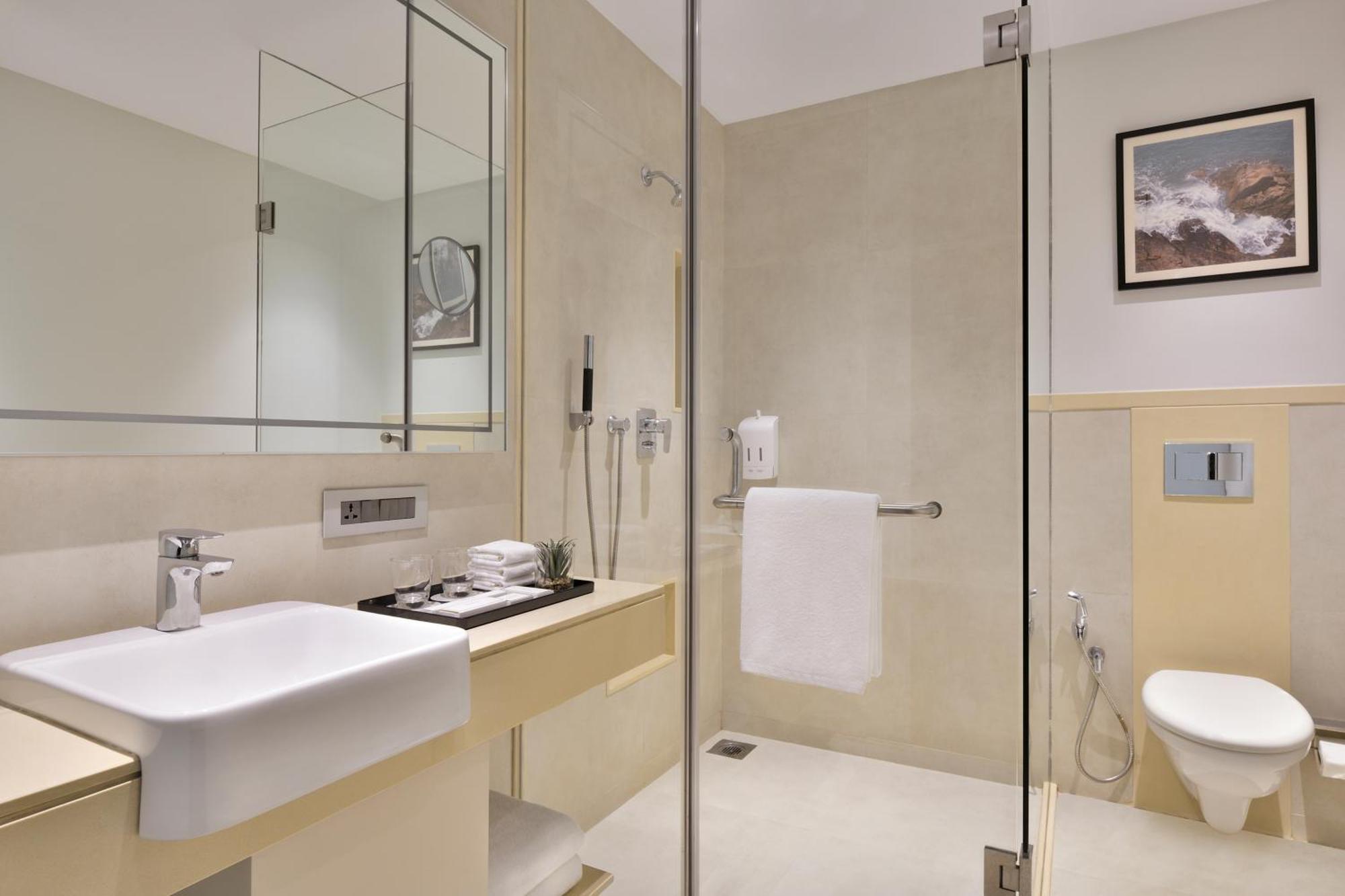 Citadines Arpora Nagoa Goa Exterior foto