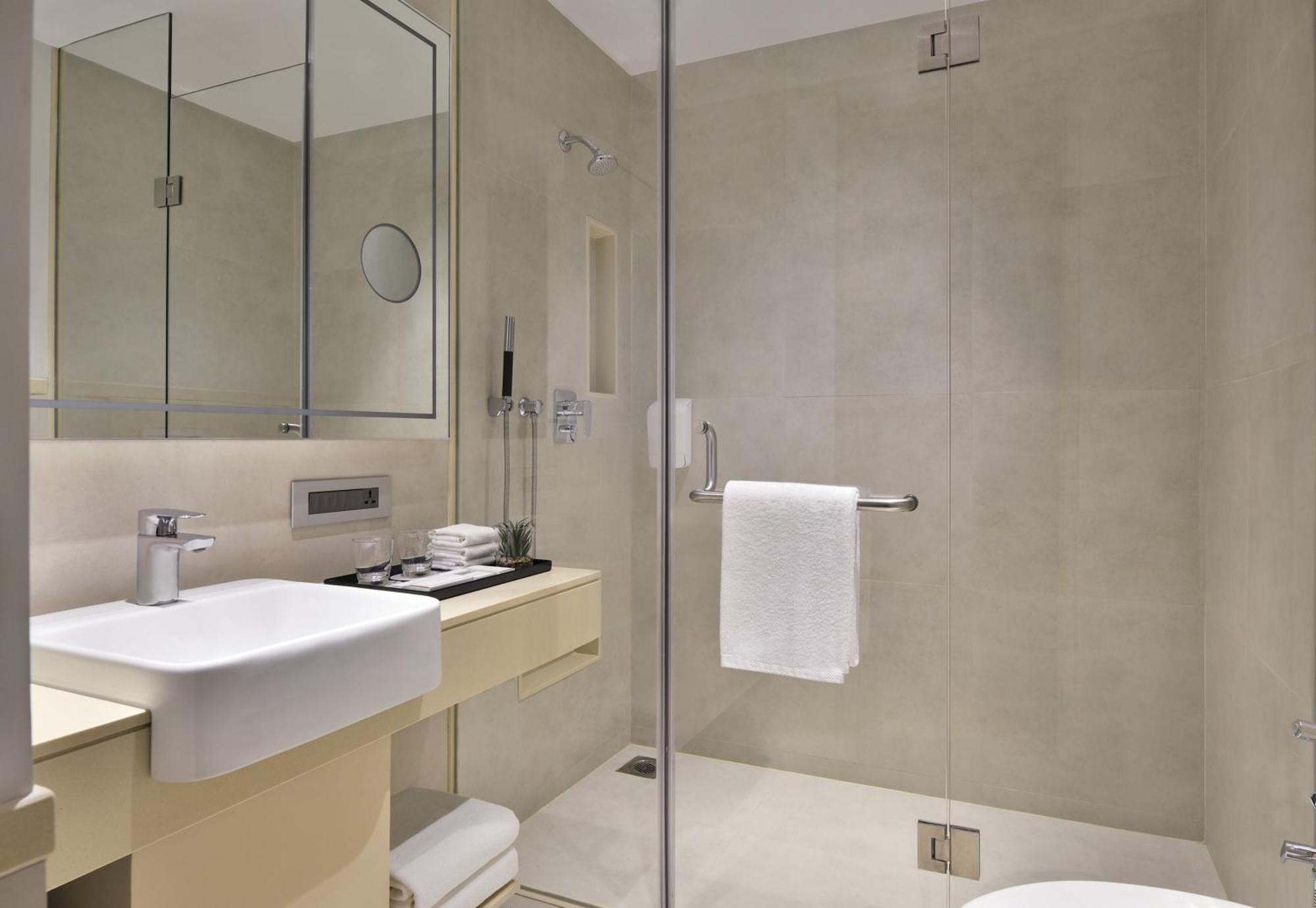 Citadines Arpora Nagoa Goa Exterior foto